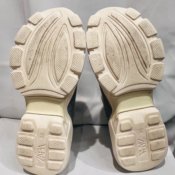 Zara Cloth Trainers - Picture 7 of 8